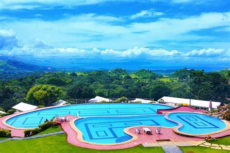 Tanay home – Bakasyunan Resorts.